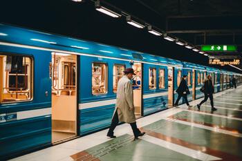 visserie verroviaire train gare